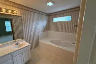 2804 Mulberry Ln, Greenville, NC 27858 - Photo 11
