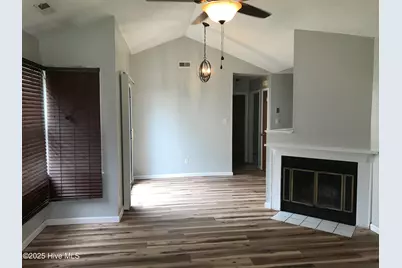 112 Basswood Court, Jacksonville, NC 28546 - Photo 3