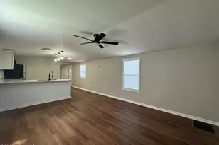 326 Carlson Dr, Piney Green, NC 28544 - Photo 5