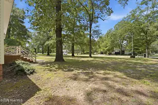 12021 Cypress Dr, Laurinburg, NC 28352 - Photo 35