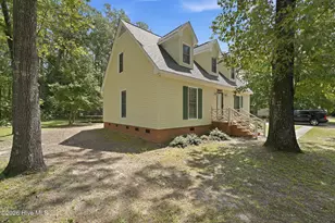 12021 Cypress Dr, Laurinburg, NC 28352 - Photo 3