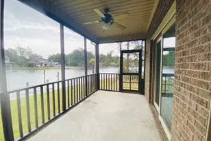 906 Diamond Ct, New Bern, NC 28560 - Photo 9
