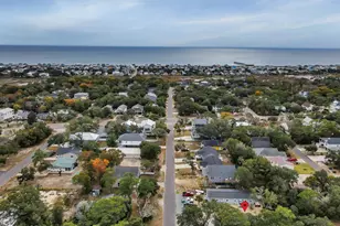 111 NE 19th St, Oak Island, NC 28465 - Photo 37