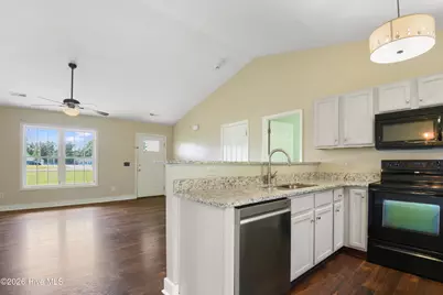 505 Cherry Blossom Lane, Richlands, NC 28574 - Photo 7