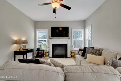 307 Pettigrew Lane, Jacksonville, NC 28546 - Photo 15