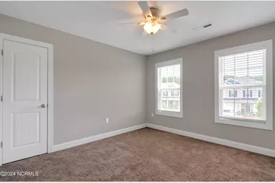 307 Pettigrew Lane, Jacksonville, NC 28546 - Photo 17