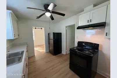 606 Greenmead Drive, Kinston, NC 28501 - Photo 7