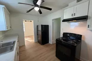 606 Greenmead Dr, Kinston, NC 28501 - Photo 7