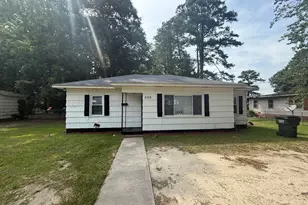 606 Greenmead Dr, Kinston, NC 28501 - Photo 1