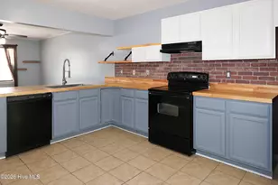 1002 Grandeur Ave, Jacksonville, NC 28546 - Photo 9