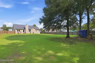138 Lawndale Ln, Sneads Ferry, NC 28460 - Photo 5