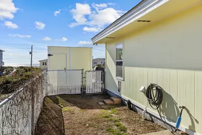 601 Emerald Drive, Emerald Isle, NC 28594 - Photo 5