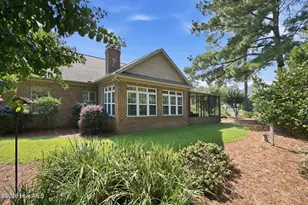 318 Village Green Dr, Trent Woods, NC 28562 - Photo 7