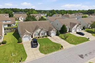 2205 Dovedale Dr, Greenville, NC 27834 - Photo 7