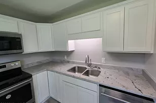 801 Barn St, Jacksonville, NC 28540 - Photo 11