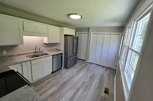 801 Barn St, Jacksonville, NC 28540 - Photo 9