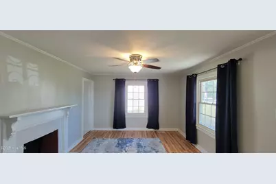 125 Richlands Avenue, Jacksonville, NC 28540 - Photo 9