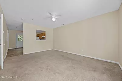 370 Bracken Place, Jacksonville, NC 28540 - Photo 3