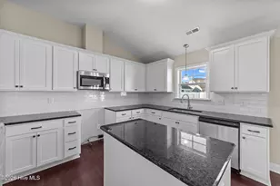 2317 Rhinestone Dr, Winterville, NC 28590 - Photo 15