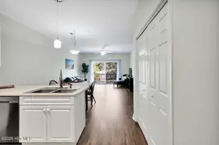 608 W Brown St, Southport, NC 28461 - Photo 7