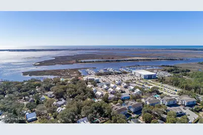608 W Brown Street #Apt F, Southport, NC 28461 - Photo 41
