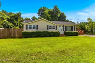 134 Old Freeman Rd, Swansboro, NC 28584 - Photo 3