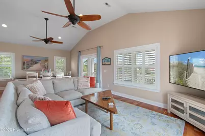 107 SE 69th Street, Oak Island, NC 28465 - Photo 9