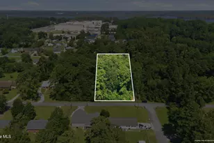 214 N 1st Ave, New Bern, NC 28560 - Photo 1
