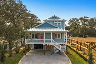 110 NE 41st St, Oak Island, NC 28465 - Photo 1