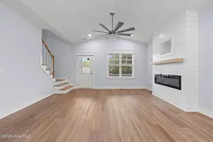 110 NE 41st St, Oak Island, NC 28465 - Photo 5