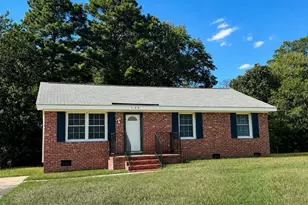 736 Lincoln Dr, Rocky Mount, NC 27801 - Photo 1