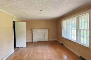 1005 W Queen St, Edenton, NC 27932 - Photo 3