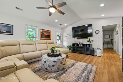 519 Birmingham Avenue, Carolina Beach, NC 28428 - Photo 11