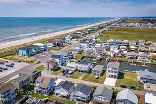 111 Durham St, Holden Beach, NC 28462 - Photo 3