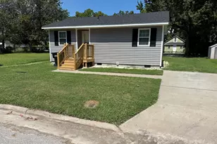 618 Bunnell Ave, Elizabeth City, NC 27909 - Photo 1