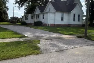 414 N Center St, Mount Olive, NC 28365 - Photo 55