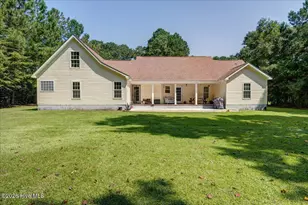 110 Seattle Slew Dr, Havelock, NC 28532 - Photo 9
