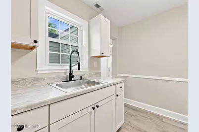 124 Sherwood Road, Jacksonville, NC 28540 - Photo 17