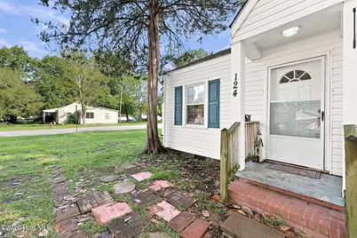 124 Sherwood Road, Jacksonville, NC 28540 - Photo 3
