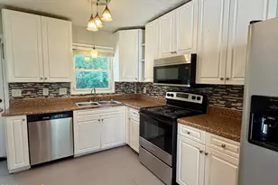 1375 Worstead Dr, Fayetteville, NC 28314 - Photo 9