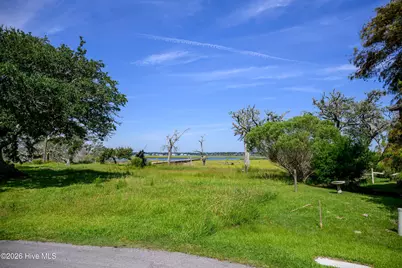 34 N Oak Court, Surf City, NC 28445 - Photo 3
