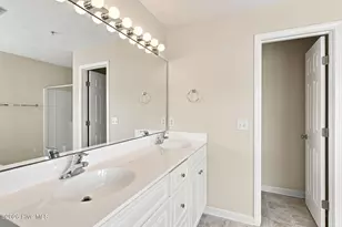 625 Spencer-Farlow Dr, Carolina Beach, NC 28428 - Photo 31