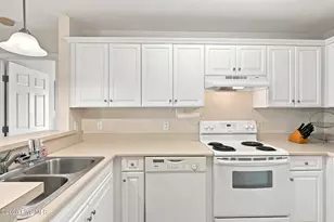 625 Spencer-Farlow Dr, Carolina Beach, NC 28428 - Photo 17