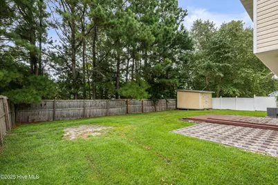 107 Chestnut Court, Jacksonville, NC 28546 - Photo 35