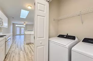 1017 Avenshire Cir, Wilmington, NC 28412 - Photo 13