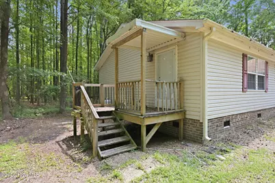 3800 Frances Avenue, New Bern, NC 28562 - Photo 9