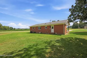 141 Hinnant St, Snow Hill, NC 28580 - Photo 31