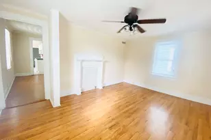 409 W Colonial Ave, Elizabeth City, NC 27909 - Photo 9