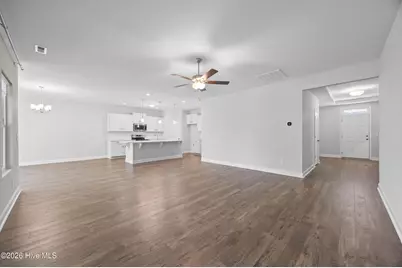 839 Tuscarora Trail, Jacksonville, NC 28546 - Photo 5