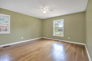 419 Dunmore Rd, Fayetteville, NC 28303 - Photo 19